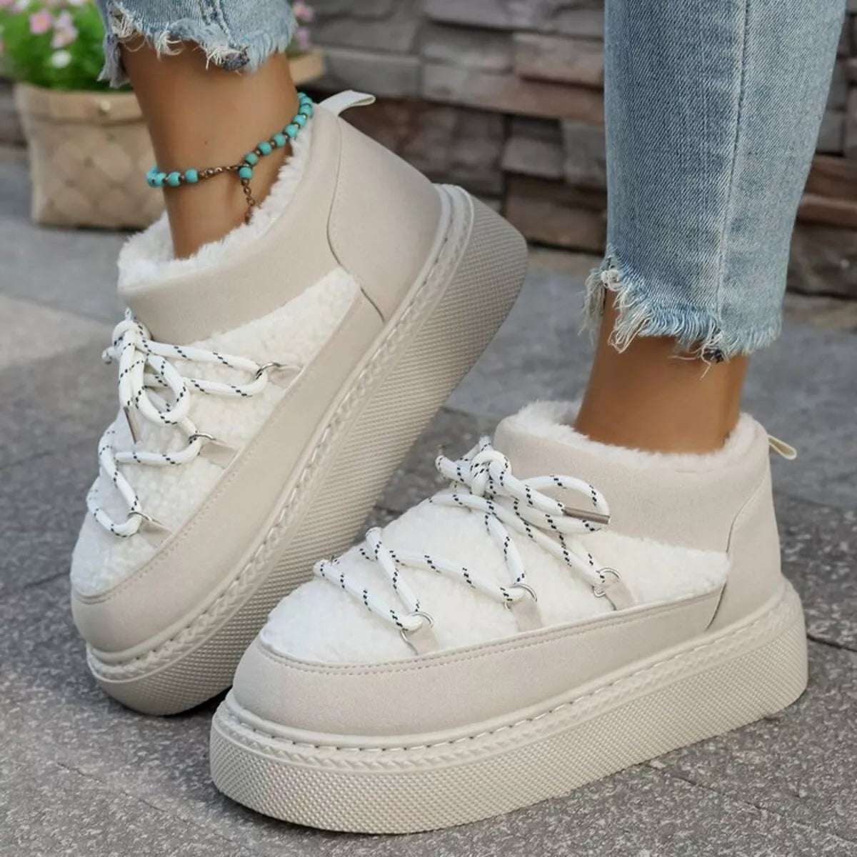 Cozy Plush Lined Lace-Up Platform Winter Boots