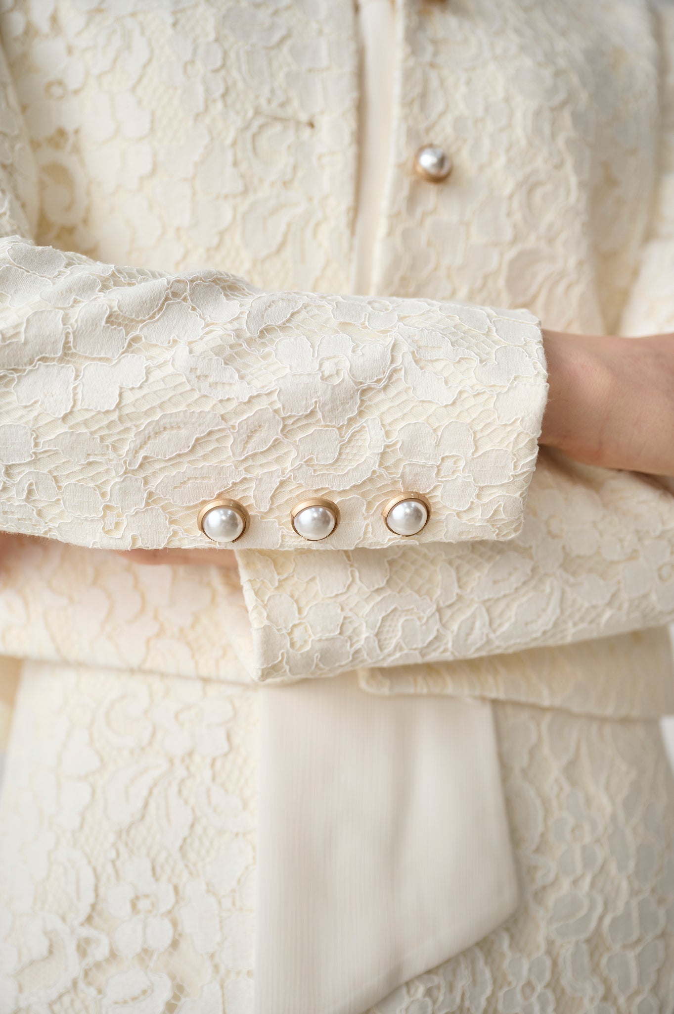 Lace Textured V-neck Jacket