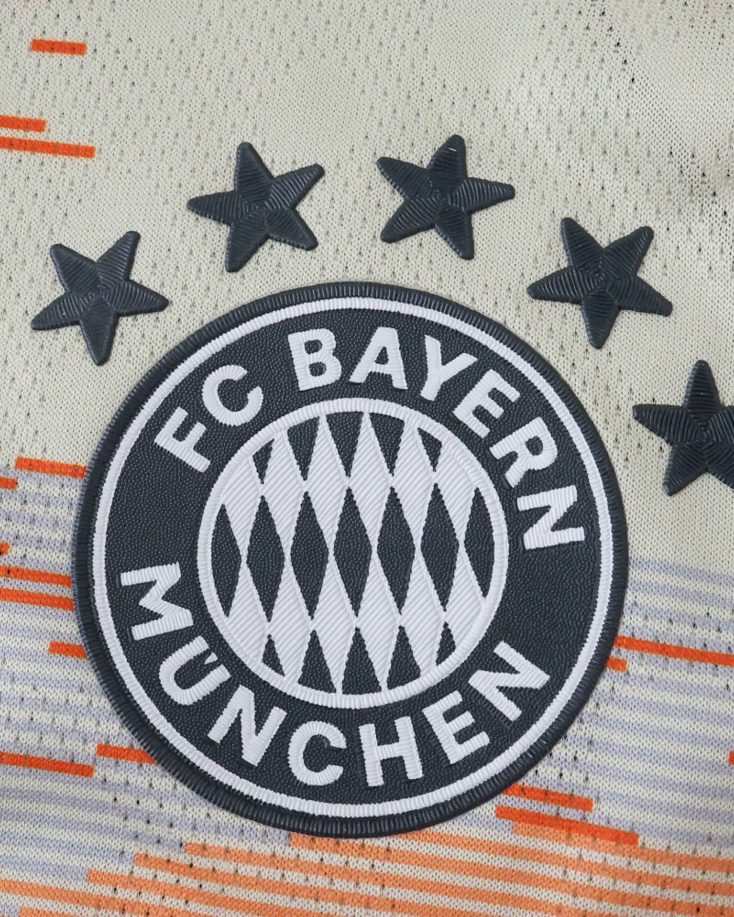 BAYERN MUNICH AWAY 2025/26