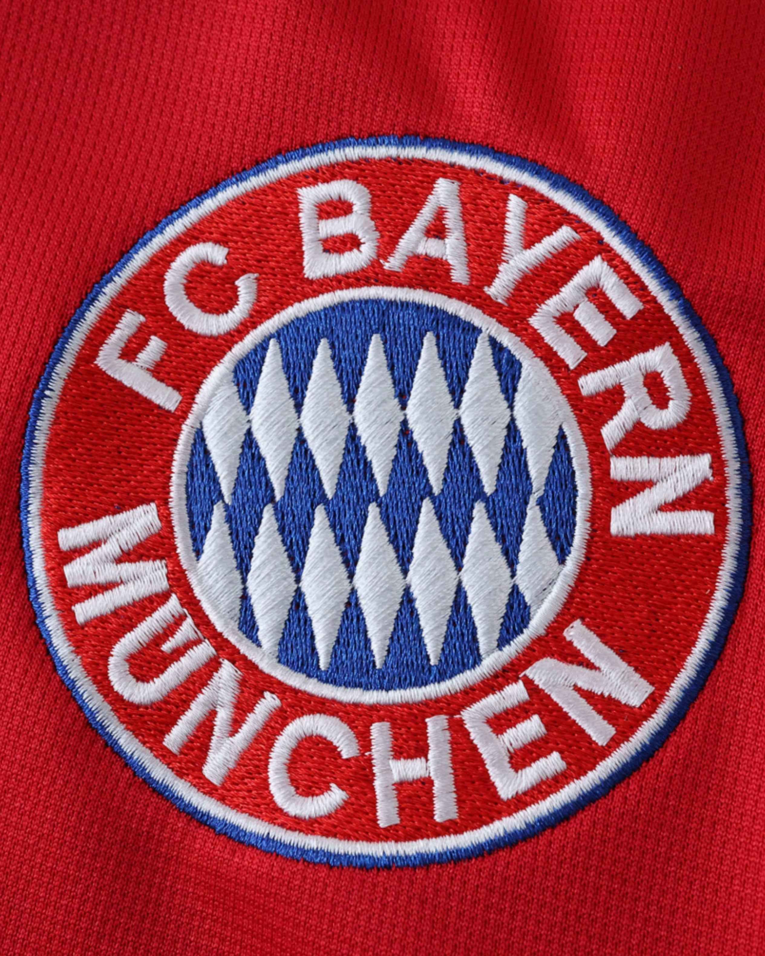 BAYERN MUNICH RETRO HOME 2002/03
