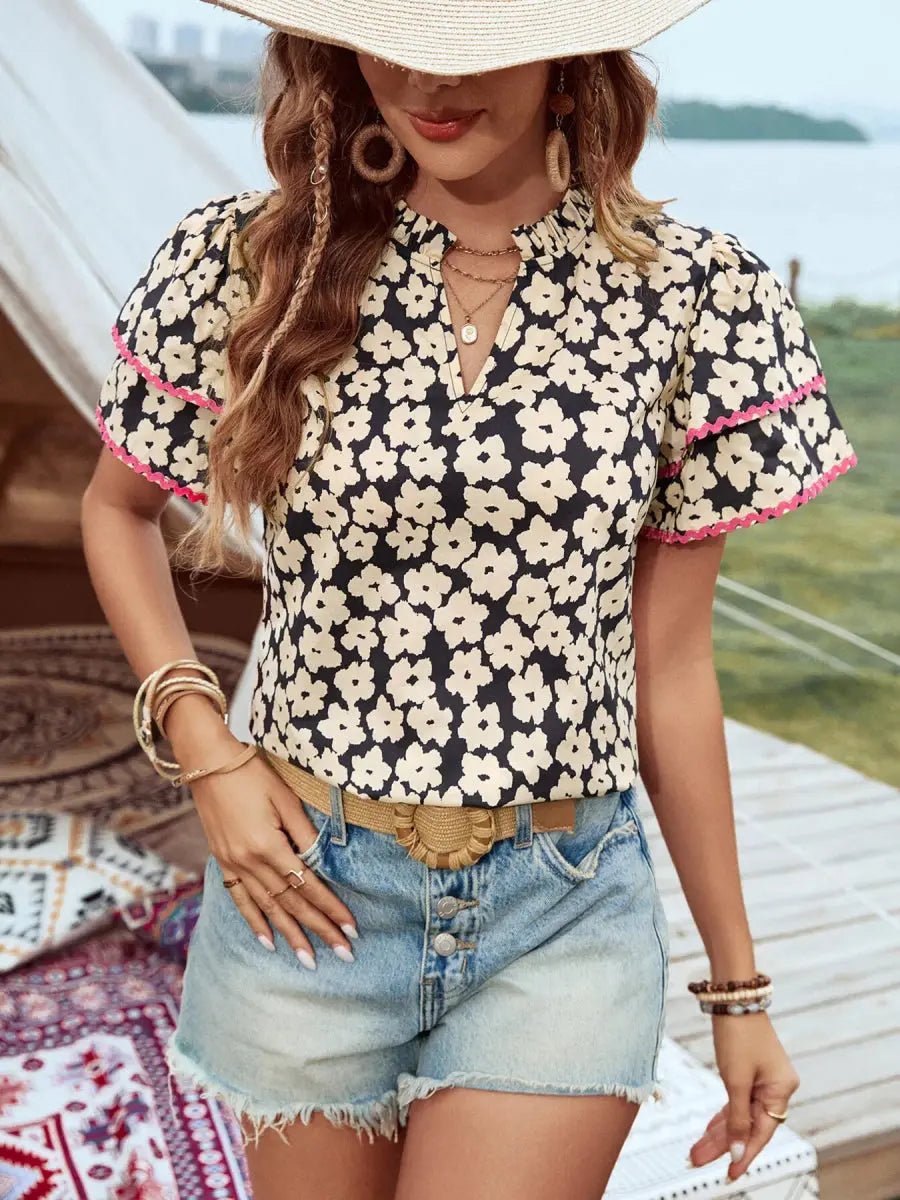 Women's Blouse - Floral Short Sleeve Contrast Trim - Casual