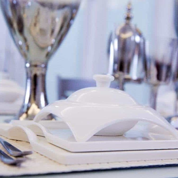 Square Porcelain Dinnerware Set — 20-Piece Service for 4 | Little White Dish