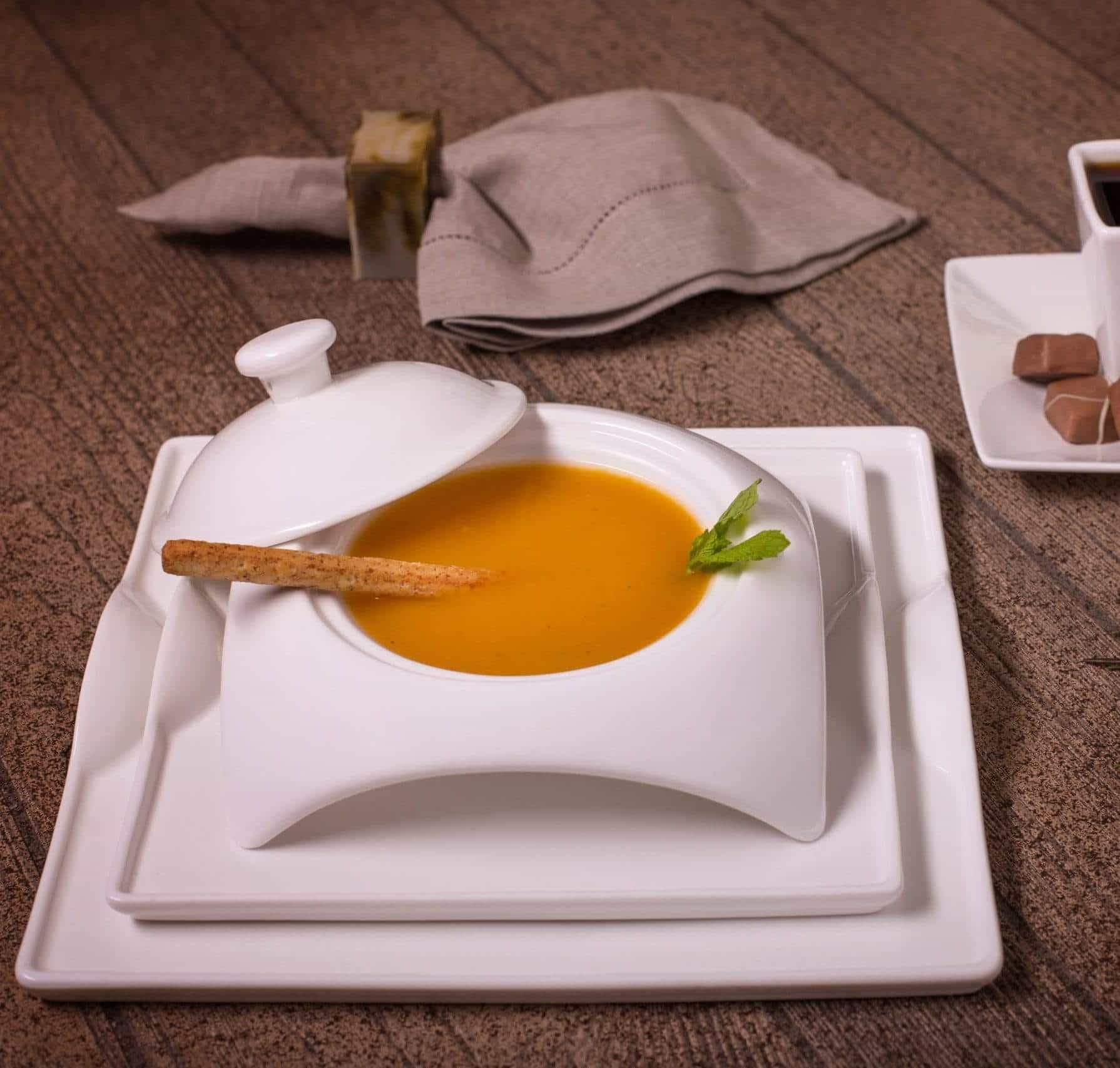 Square Porcelain Dinnerware Set — 20-Piece Service for 4 | Little White Dish
