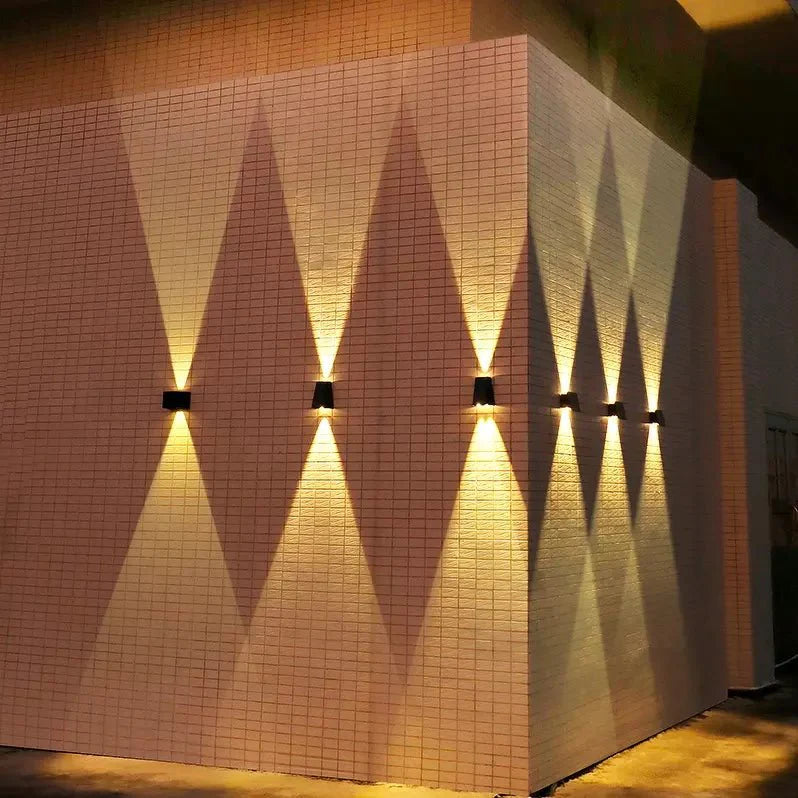 Masonry Style Up and Down Solar Light BICTB-256