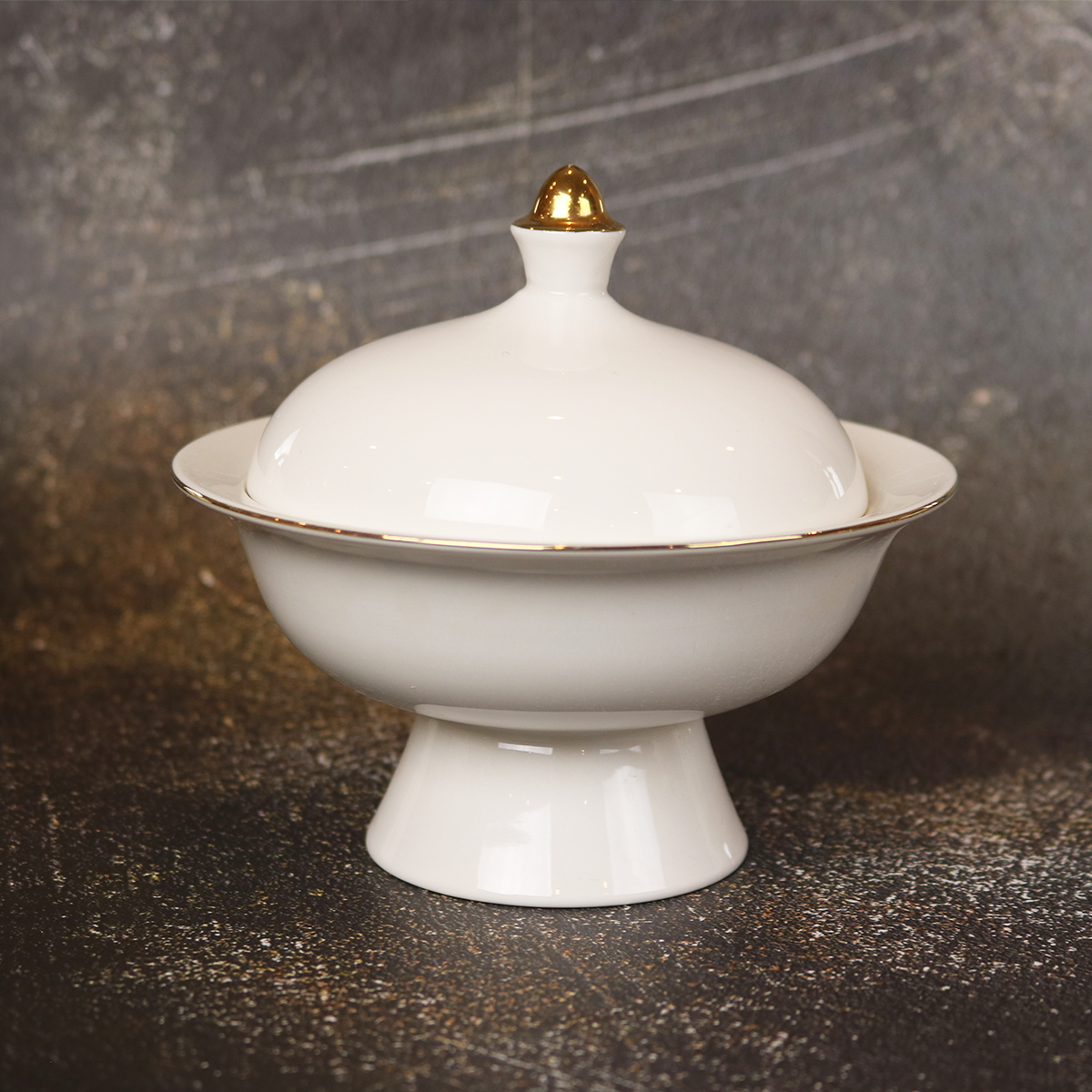 White Versailles Soup Bowl with Lid — Set of 4 | French-Inspired Porcelain | Little White Dish